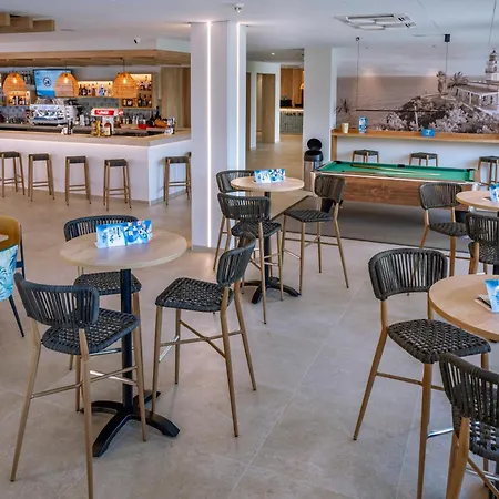 Hotel Mar Blau Calella